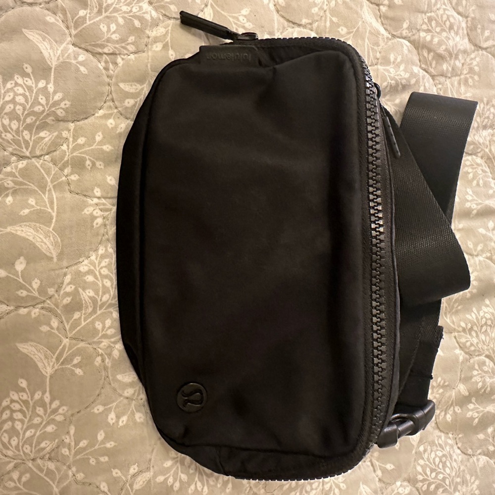 lululemon athletica Black Belt Bag for Men